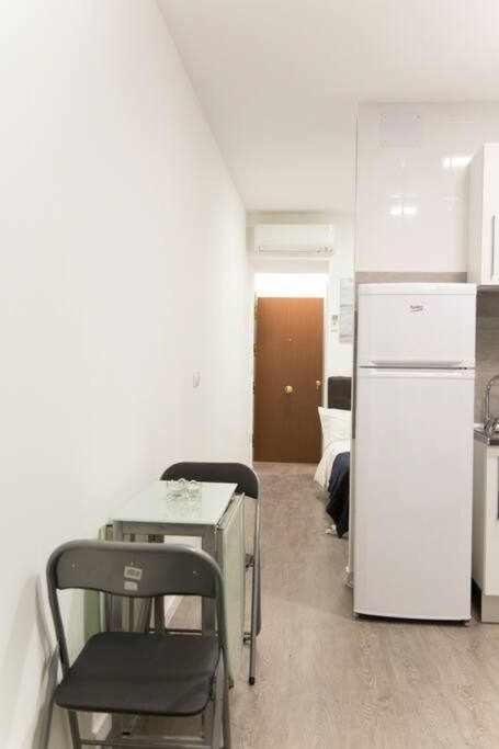 Comodo Y Agradable Estudio En Madrid Centro A5 Exteriér fotografie
